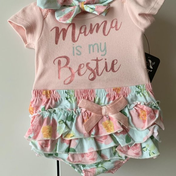 NWT! 3 piece set  Mama is my bestie newborn outfi - Picture 1 of 6